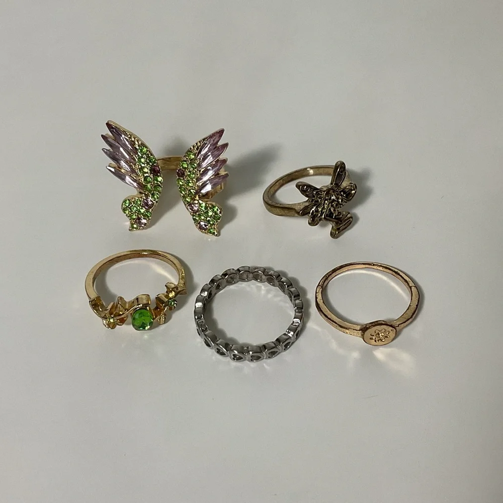Assorted Jewelry Collection - Picture 8 of 9